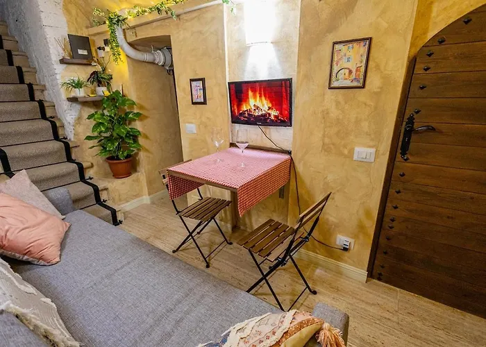 Charming Private Underground Retreat Self Check-in * Rom